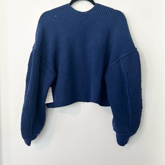 Free People Vanguard Blue Pullover Chunky Knit Cropped Sweater L - Picture 6 of 9